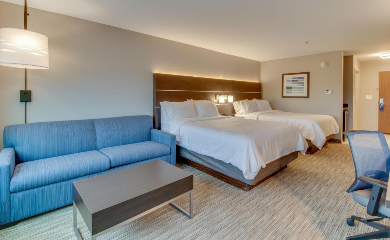 Holiday Inn Express & Suites - Union City By Ihg Exterior photo